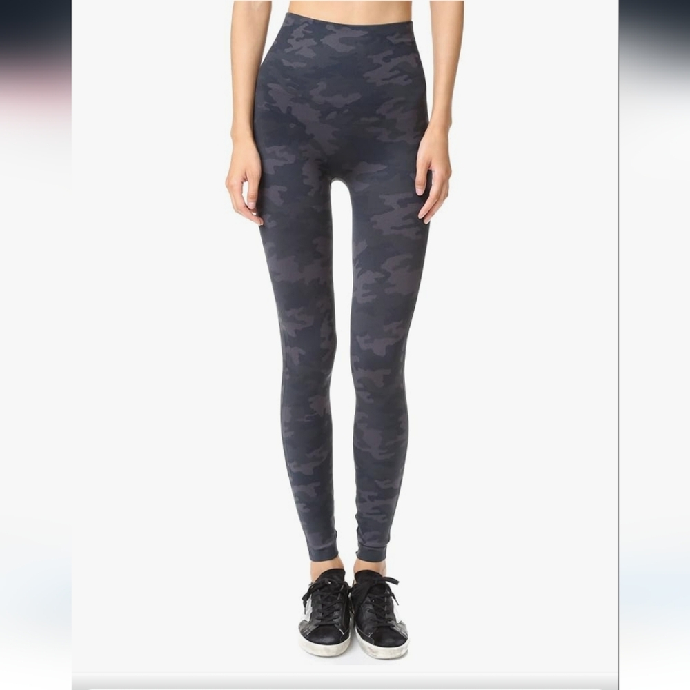Spanx Look at Me Now Seamless Leggings - Comfortable Athletic Wear - Core & Tumm
